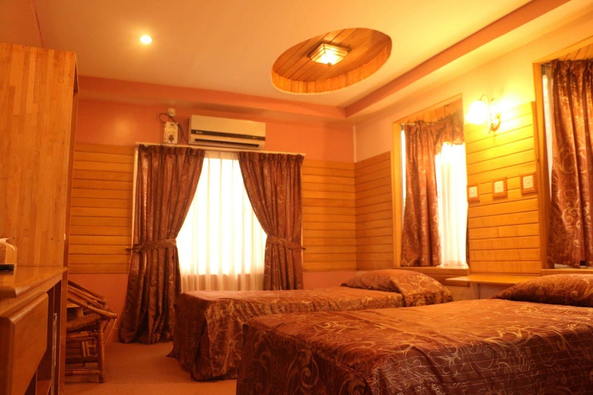 Kaung Lay Inn Yangon Bagian luar foto